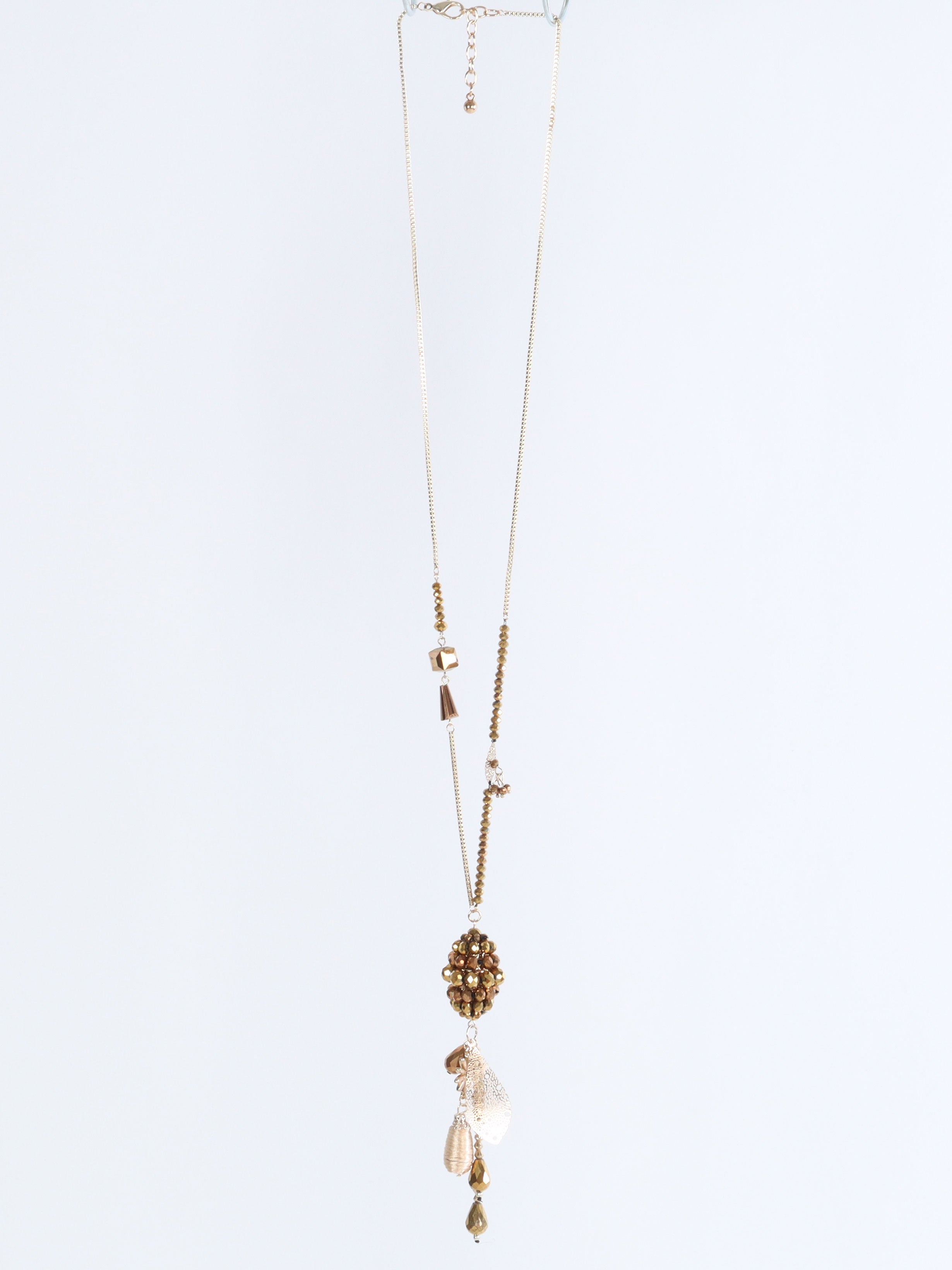 Petra - Fin kedja med pärlor och hänge